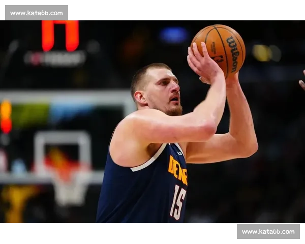 三节打卡 14+14+15！约基奇三双率掘金擒太阳取首胜