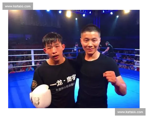 一龙对决张崇巅峰之战揭示中国搏击新格局与荣耀归属走向未来